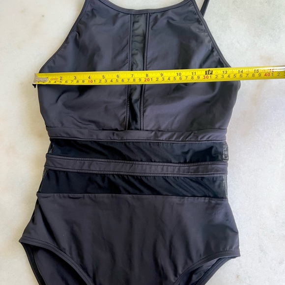 SALE! $12! La Blanca One Piece Black Swimsuit Swimwear Sheer Swim Resortwear - Picture 6 of 8